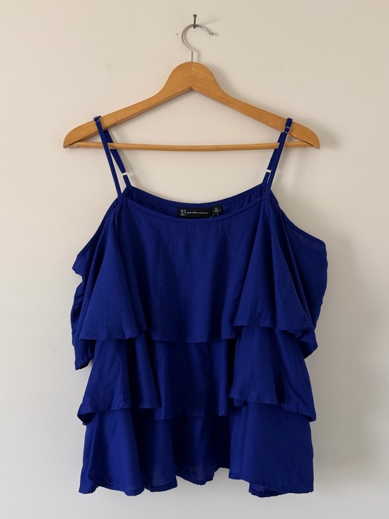 New York & Company Tops - New York & Company Royal Blue Tiered Ruffle Cold Shoulder Tank Top